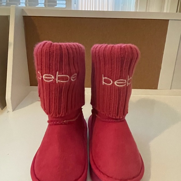 Pink kids BEBE boots with light up soles.  Size 9 - Picture 8 of 9